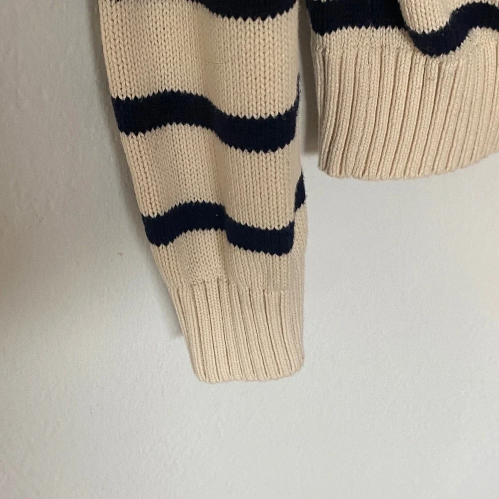 Brandy Melville Aleah Cream and Black  Zip-Up Sweater - Picture 7 of 10